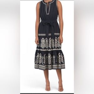 ELIE TAHARI. Navy
Tiered Midi Dress With Belt